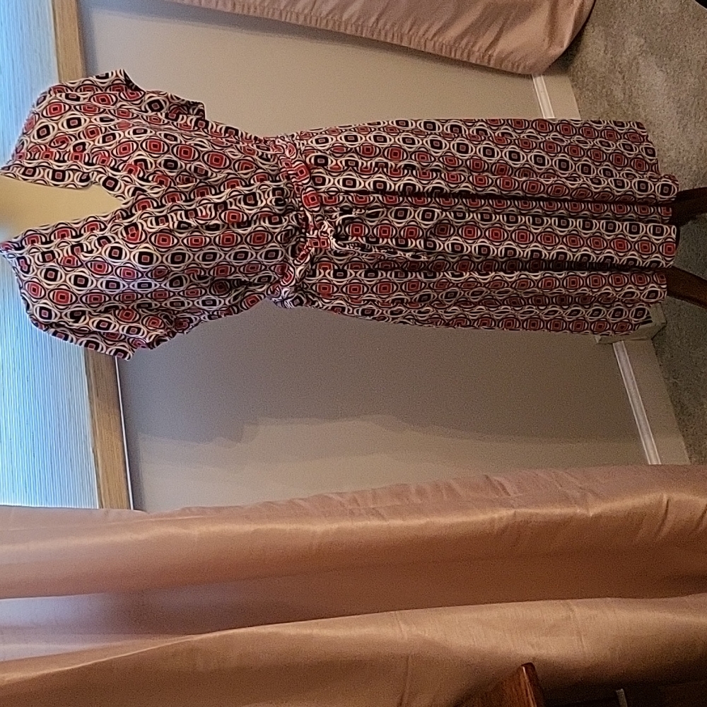 Short sleeve dress